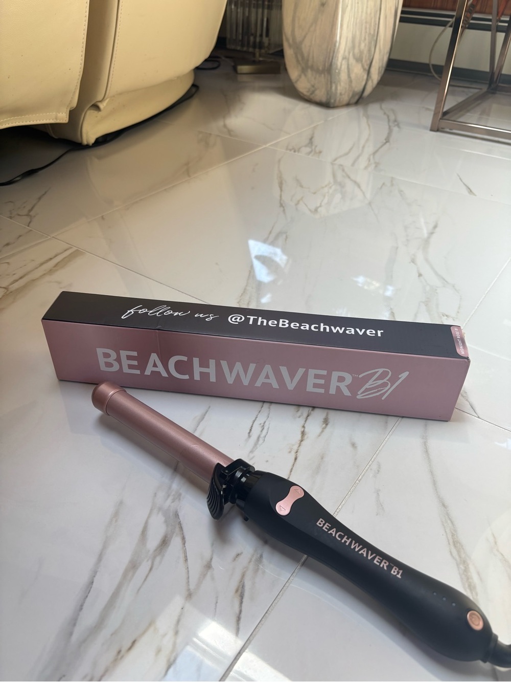 BEACHWAVER B1 Professional Curling Iron - Black and Rose Gold